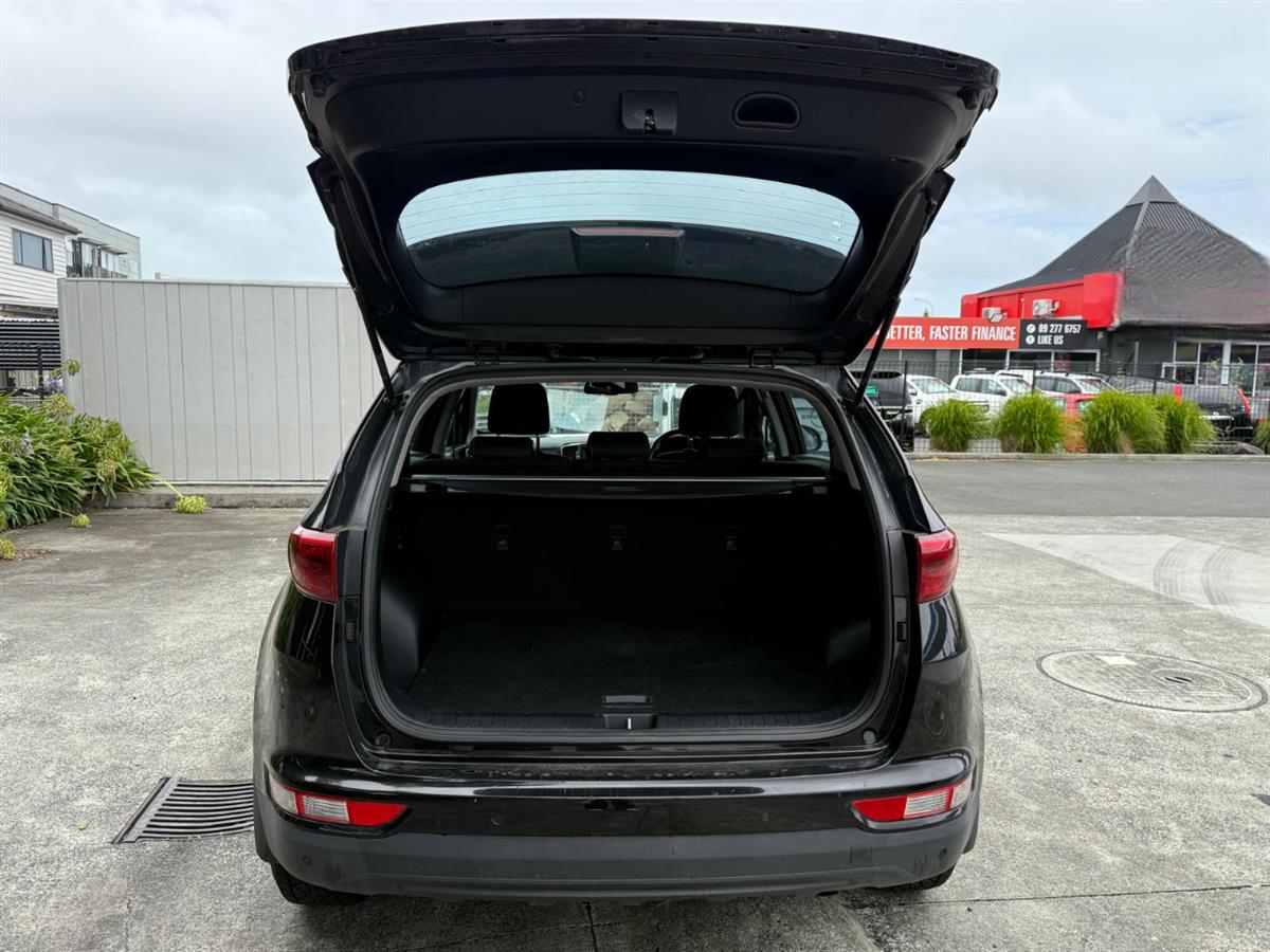 2018 Kia Sportage LX 2.0D/4WD/6AT Carousel 3