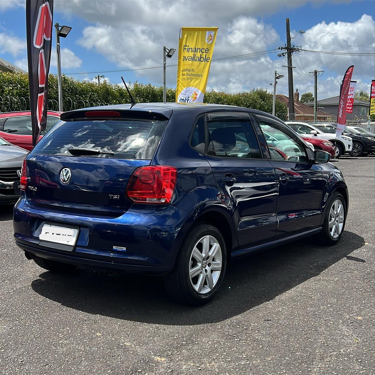 2010 Volkswagen Polo Carousel 6