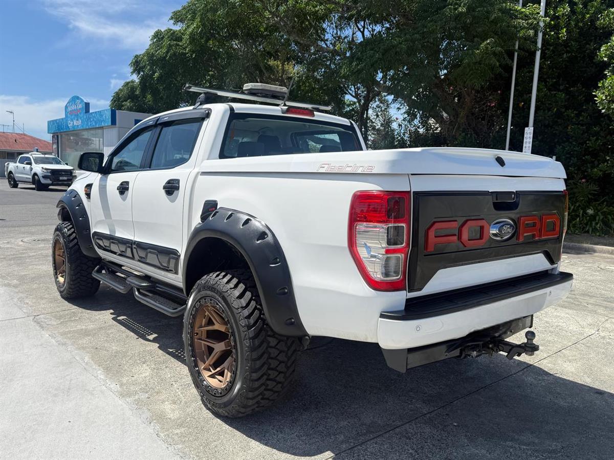 2020 Ford Ranger XL DOUBLE CAB W/S 2. Carousel 16