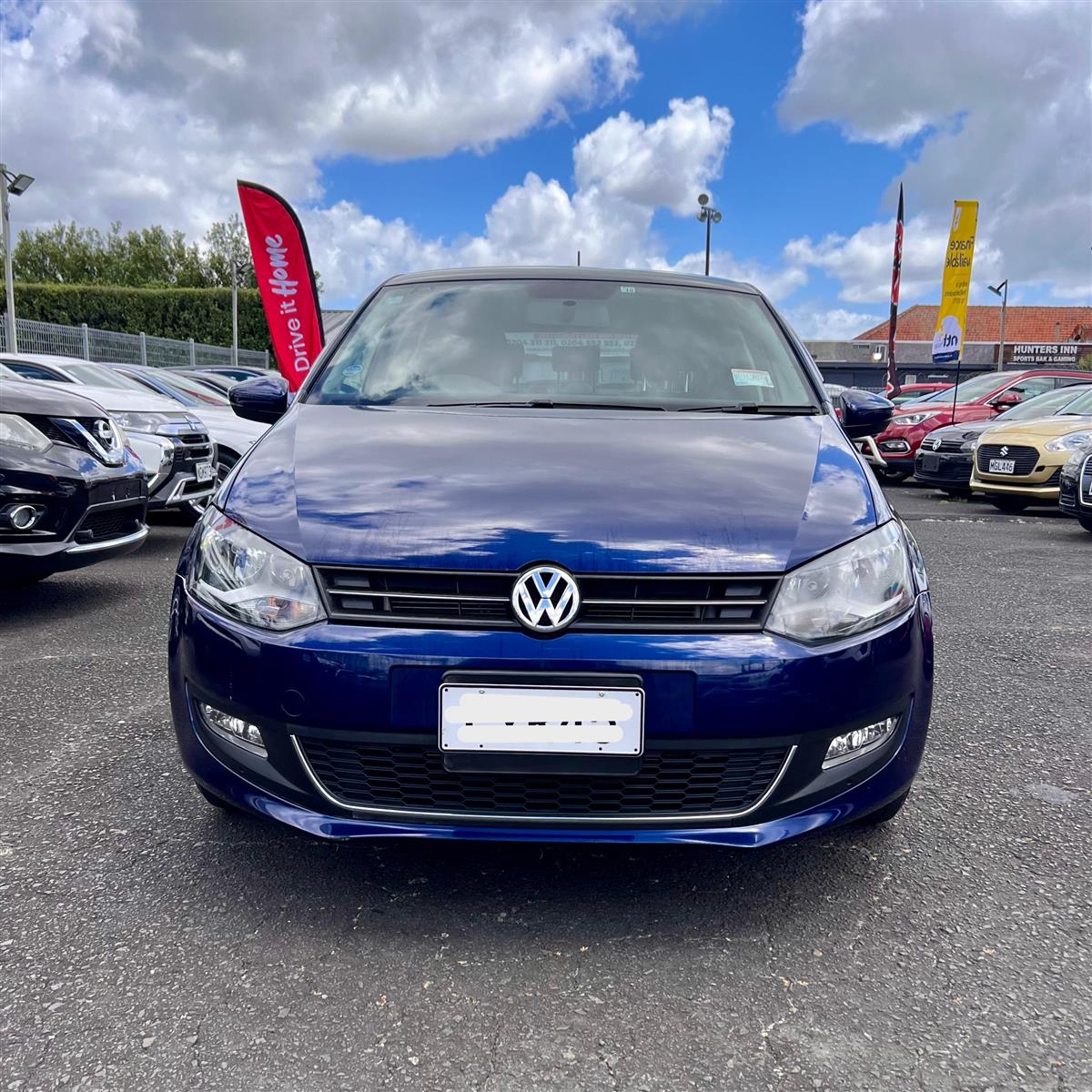 2010 Volkswagen Polo Carousel 1