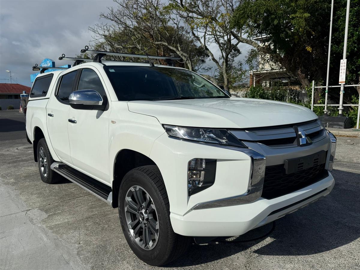 2020 Mitsubishi Triton DC GLXR 6AT 2.4D/6AT