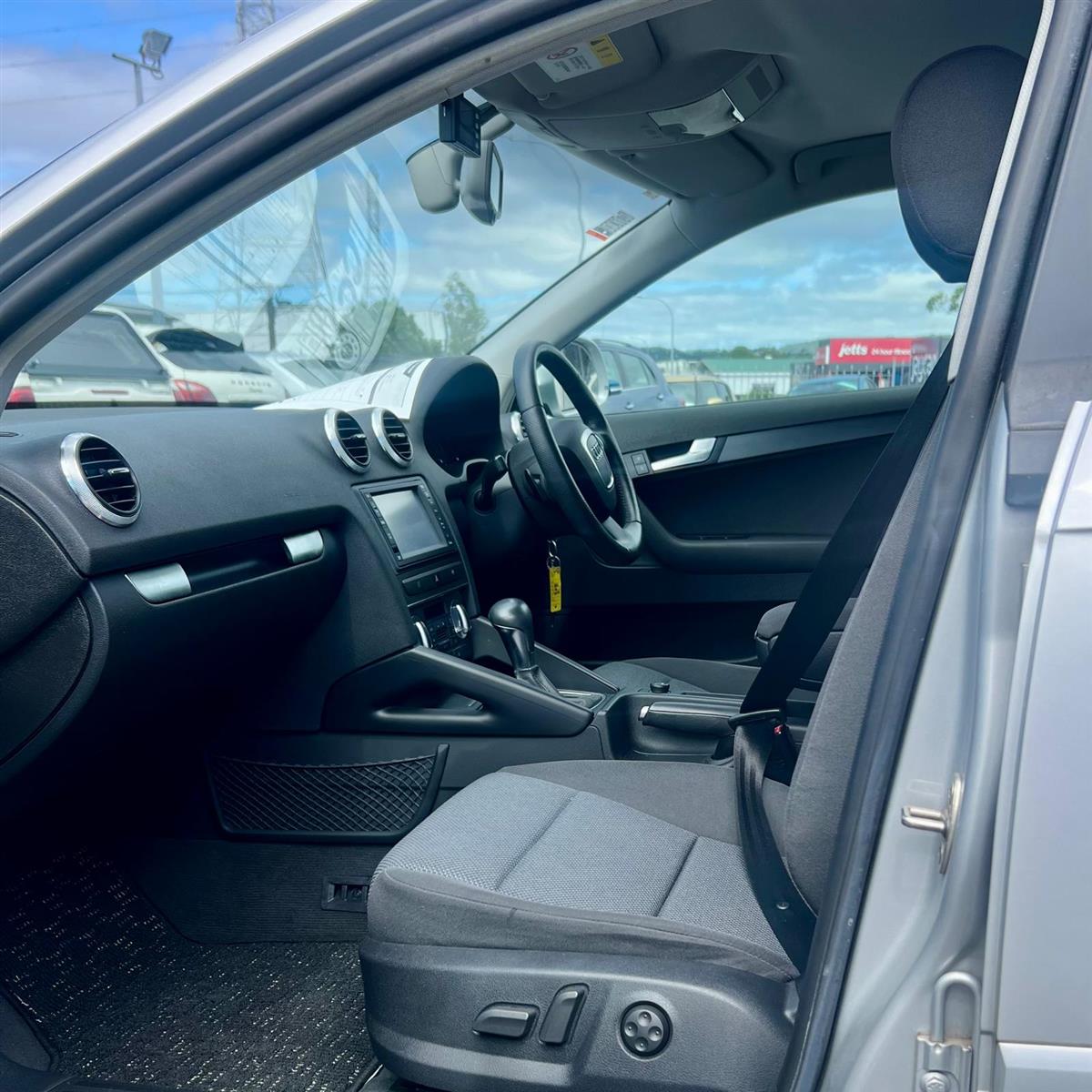 2010 Audi A3 Carousel 8