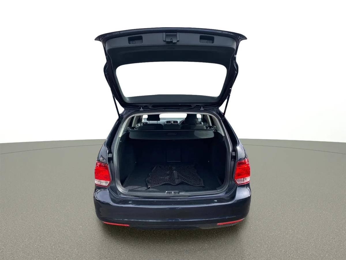 2010 Volkswagen Golf Carousel 8