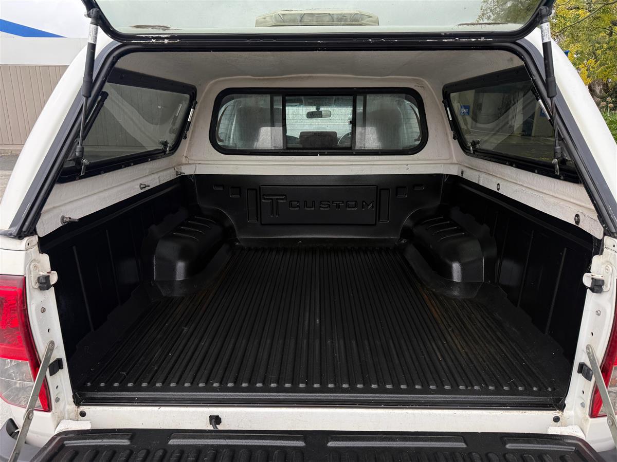 2018 Toyota Hilux S TD DC 2.8D/5MT/UT Carousel 15