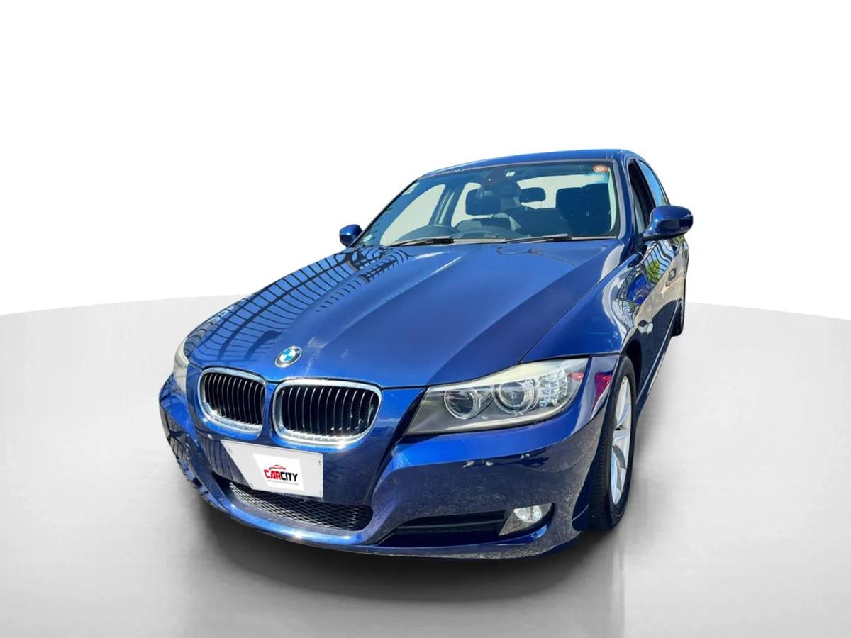 2010 BMW 320i Carousel 3