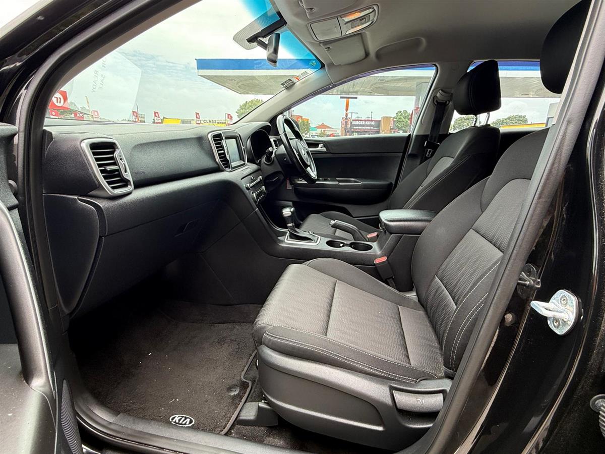 2018 Kia Sportage LX 2.0D/4WD/6AT Carousel 6