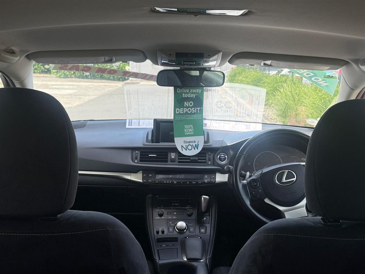2017 Lexus CT 200h Carousel 13