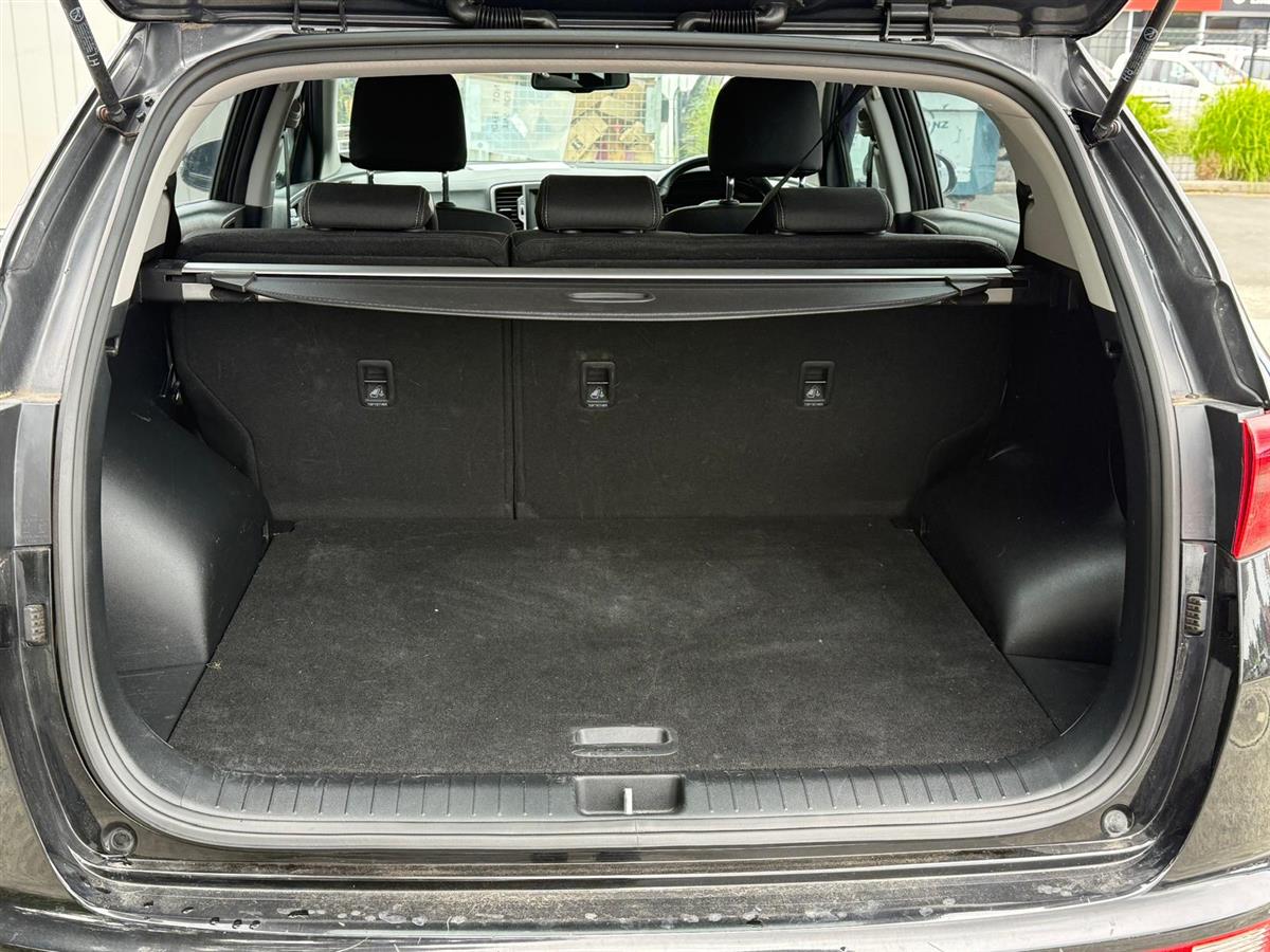 2018 Kia Sportage LX 2.0D/4WD/6AT Carousel 13
