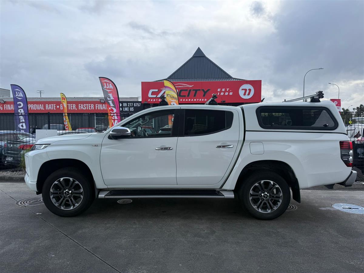 2020 Mitsubishi Triton DC GLXR 6AT 2.4D/6AT Carousel 2