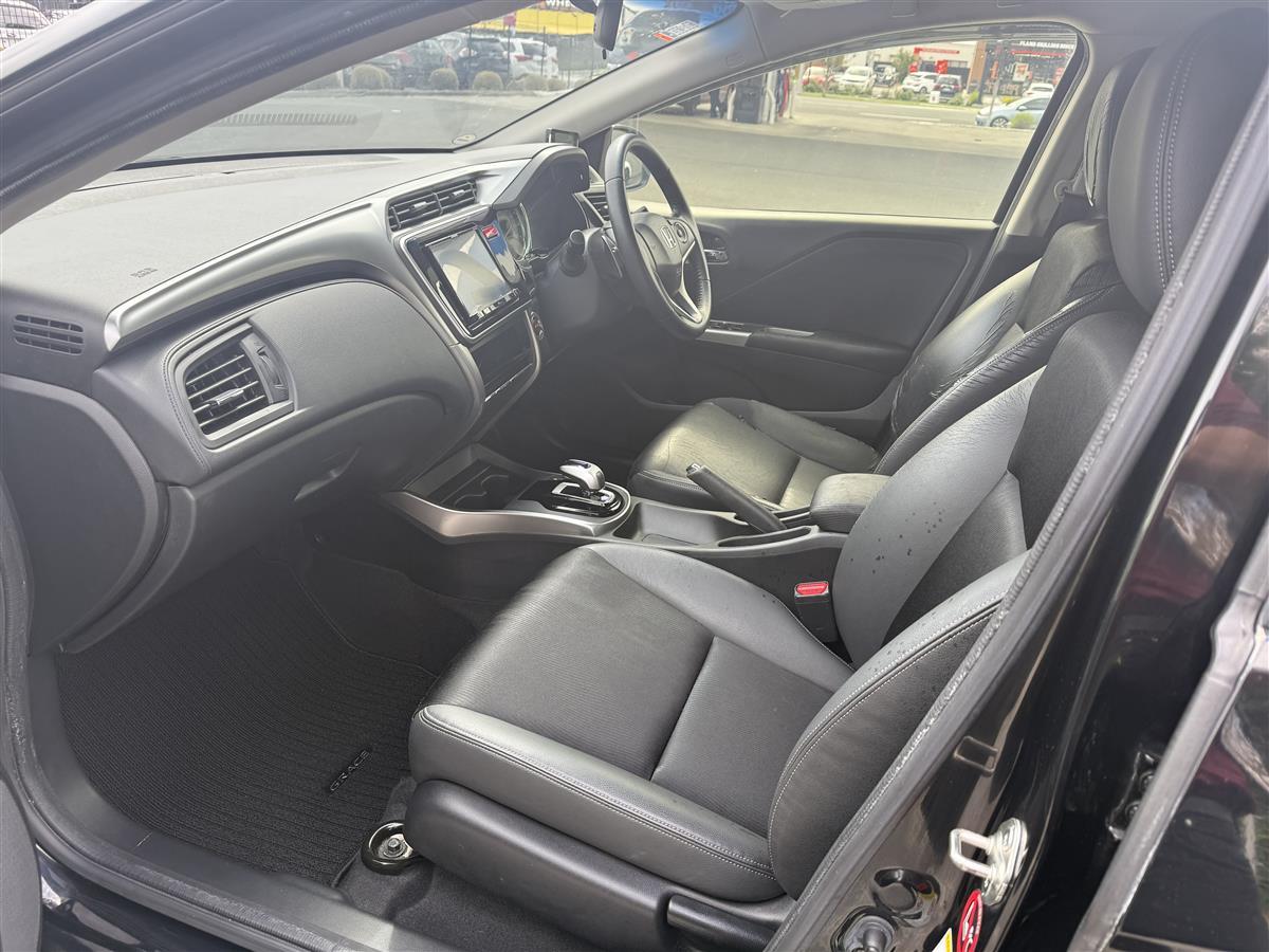 2015 Honda Grace HYBRID Carousel 9