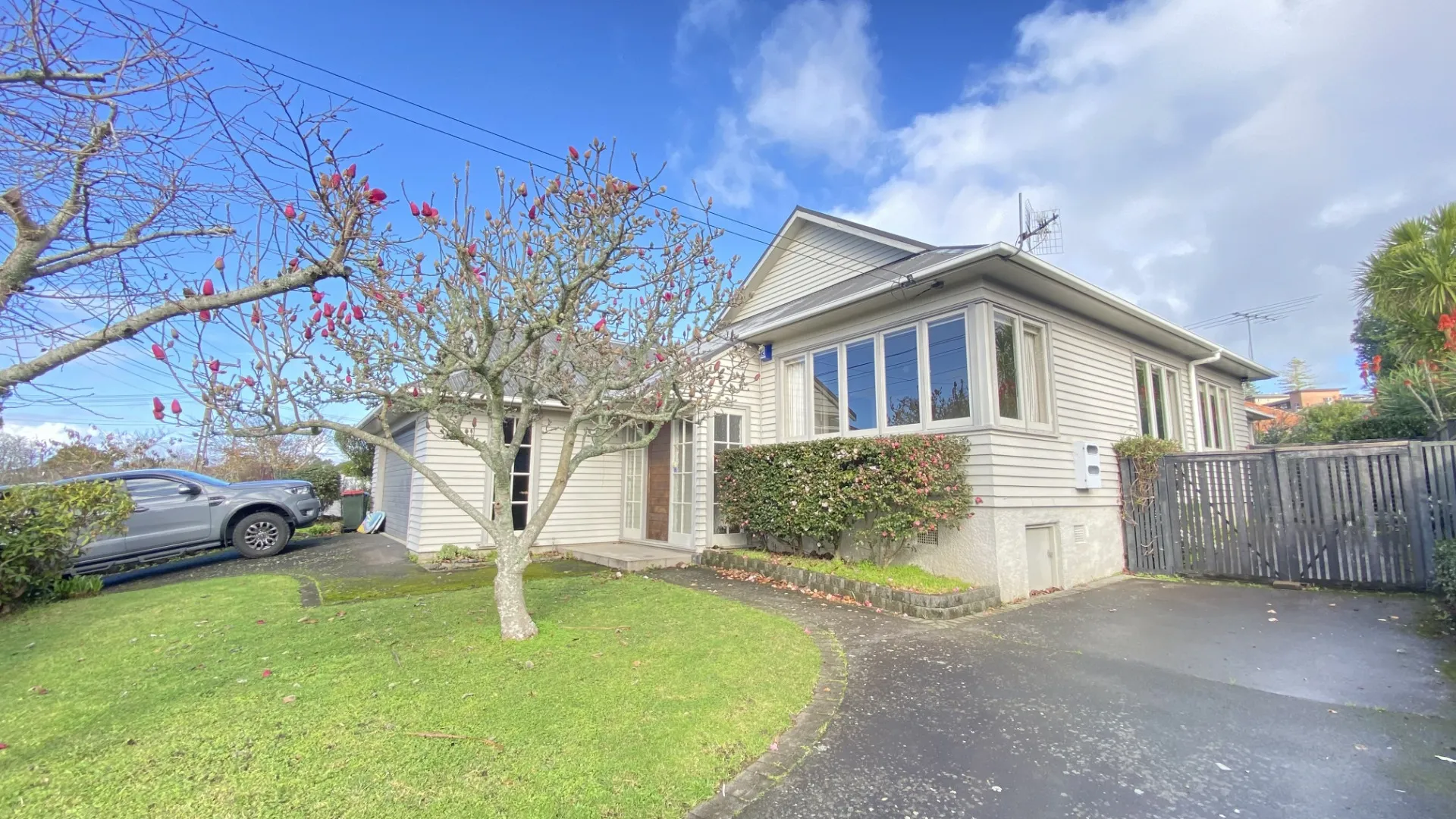 90 Te Kawa Road, Greenlane, Auckland