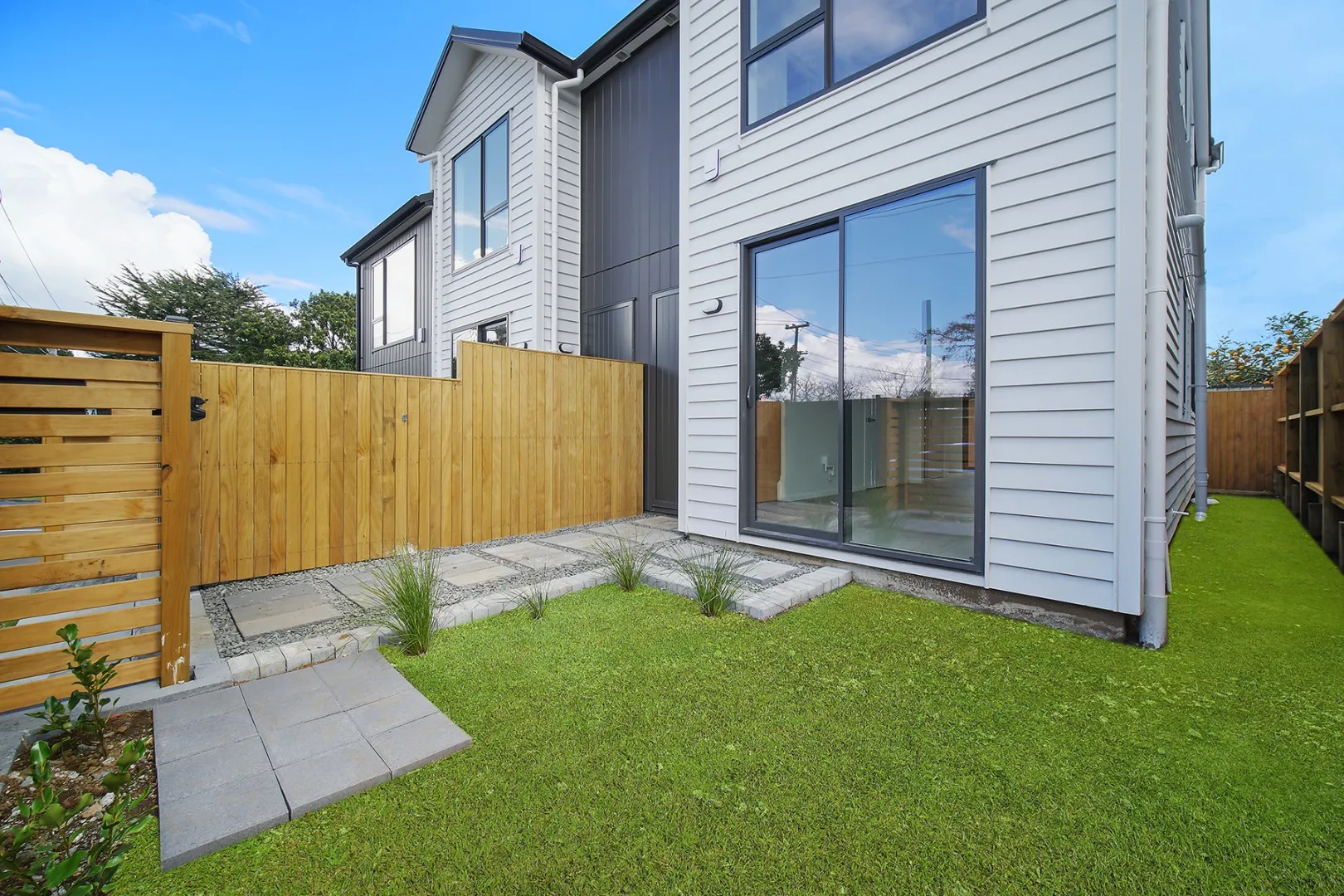 Brand-New 2-Bedroom Townhouse in Onehunga