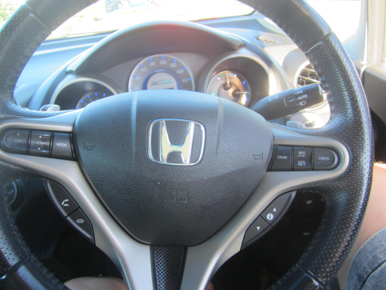 2012 Honda Fit Hybrid Carousel 8