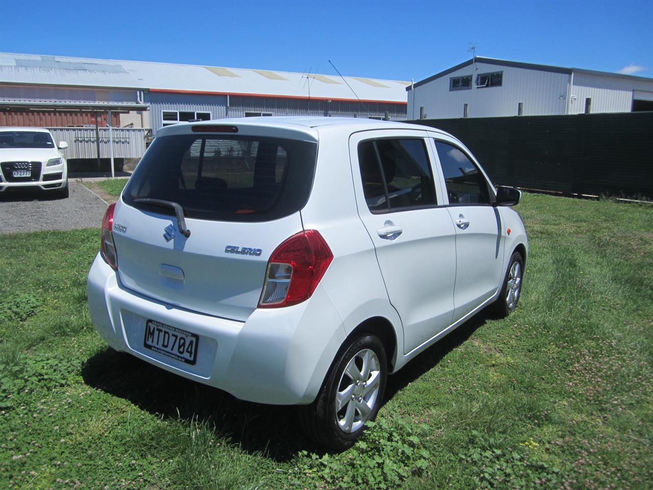 2018 Suzuki Swift Celerio Carousel 17