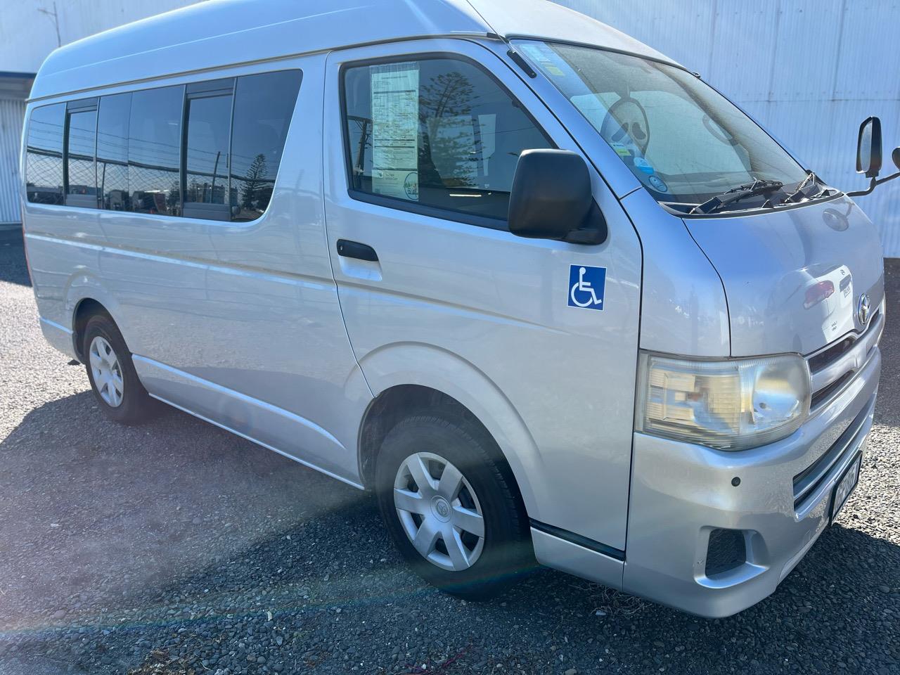 2012 Toyota REGIUS Wheel Chair Van Carousel 5