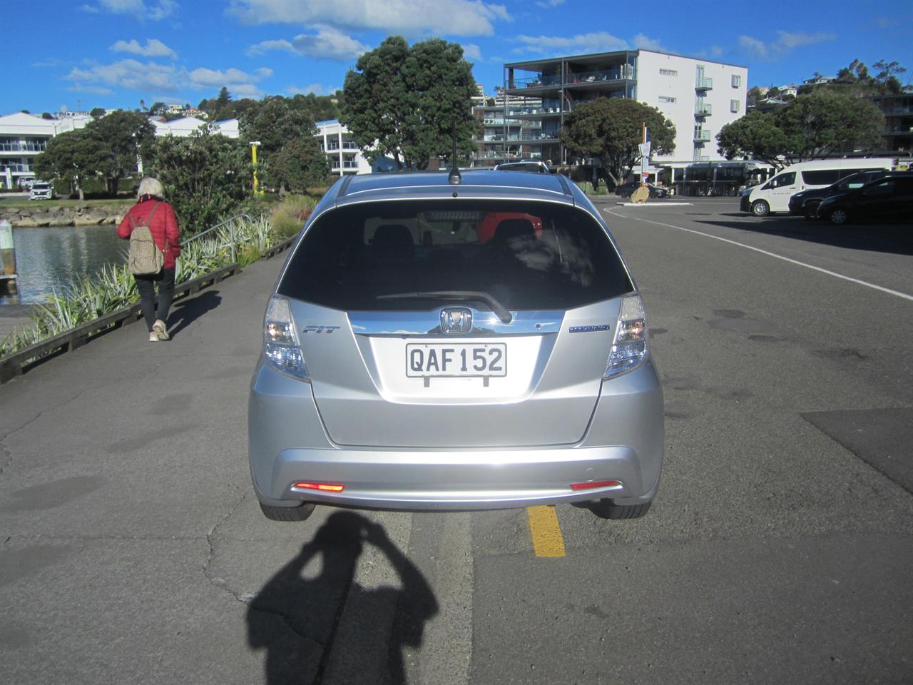 2012 Honda Fit Hybrid Carousel 14