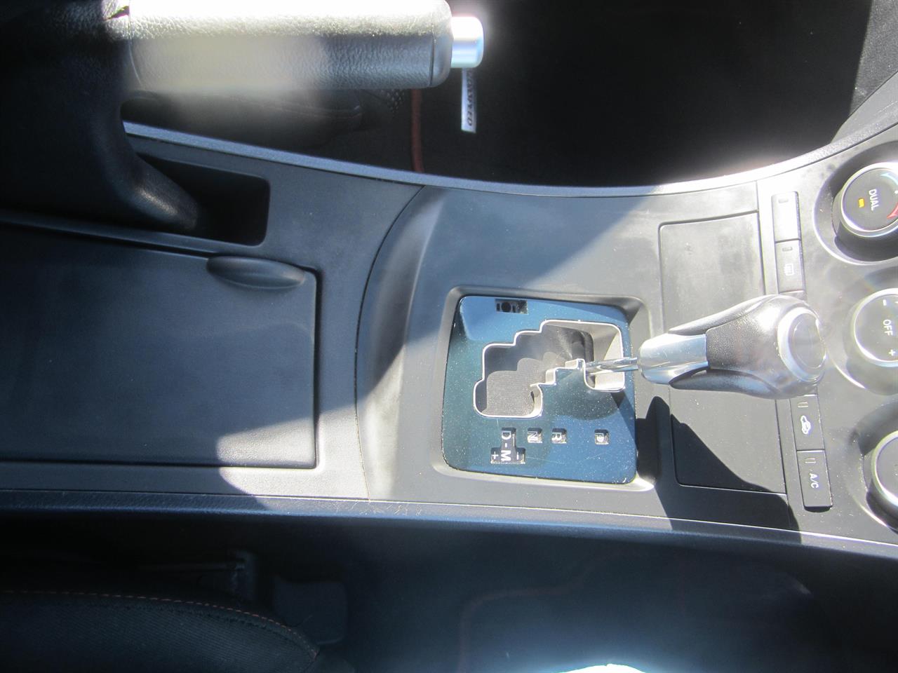2013 Mazda AXELA 2.0 Auto Sport Carousel 4
