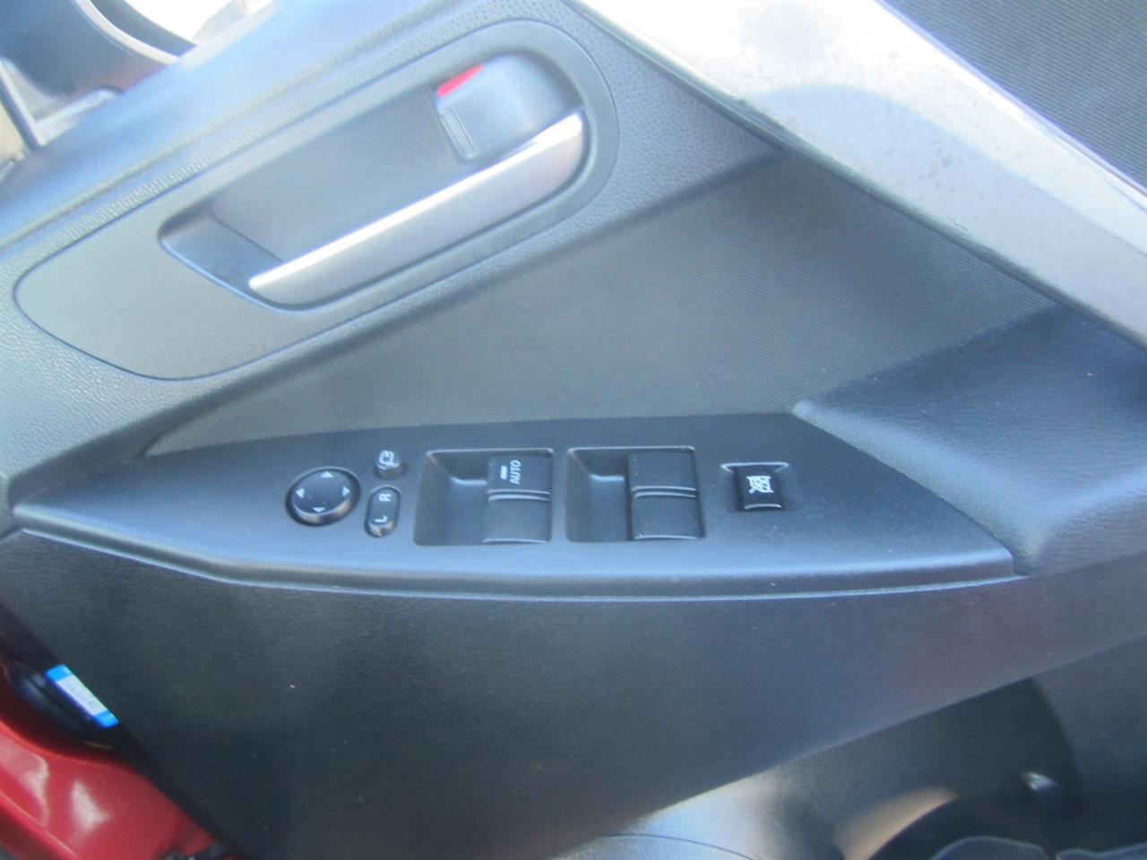 2013 Mazda AXELA 2.0 Auto Sport Carousel 13