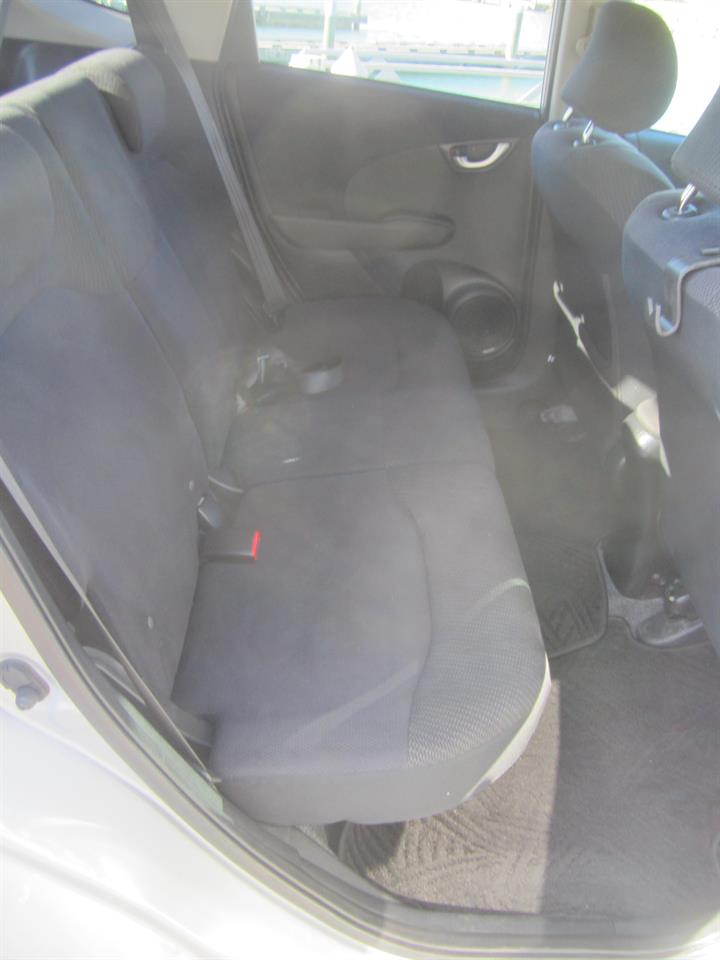 2012 Honda Fit Hybrid Carousel 1