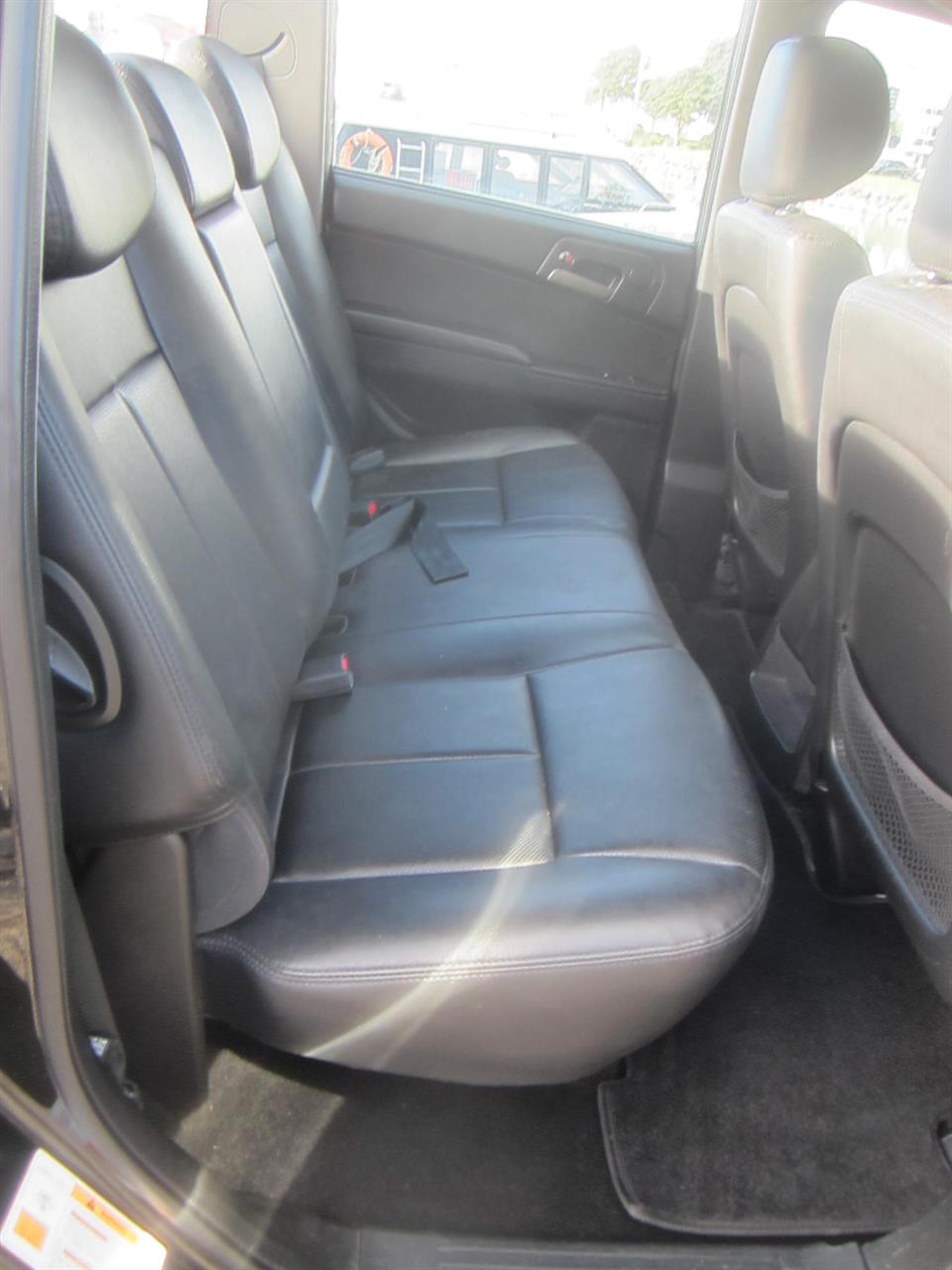 2016 Ssangyong Actyon 2.3 Petrol 5 Speed Maual Carousel 12