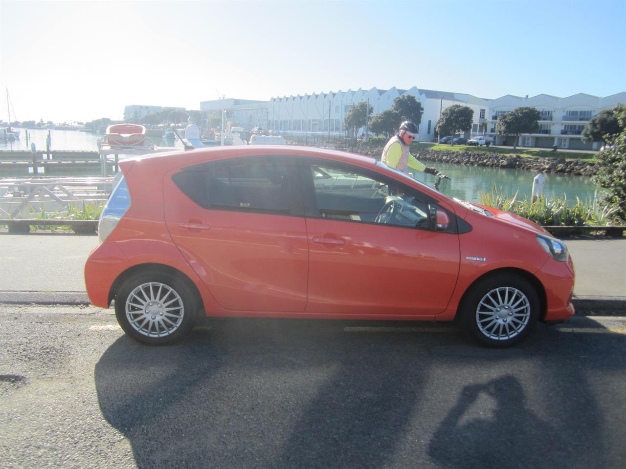 2014 Toyota AQUA Hybrid Low Kms Carousel 11