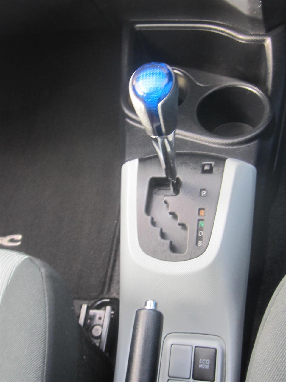 2014 Toyota Prius C Hybrid NZ new Carousel 6
