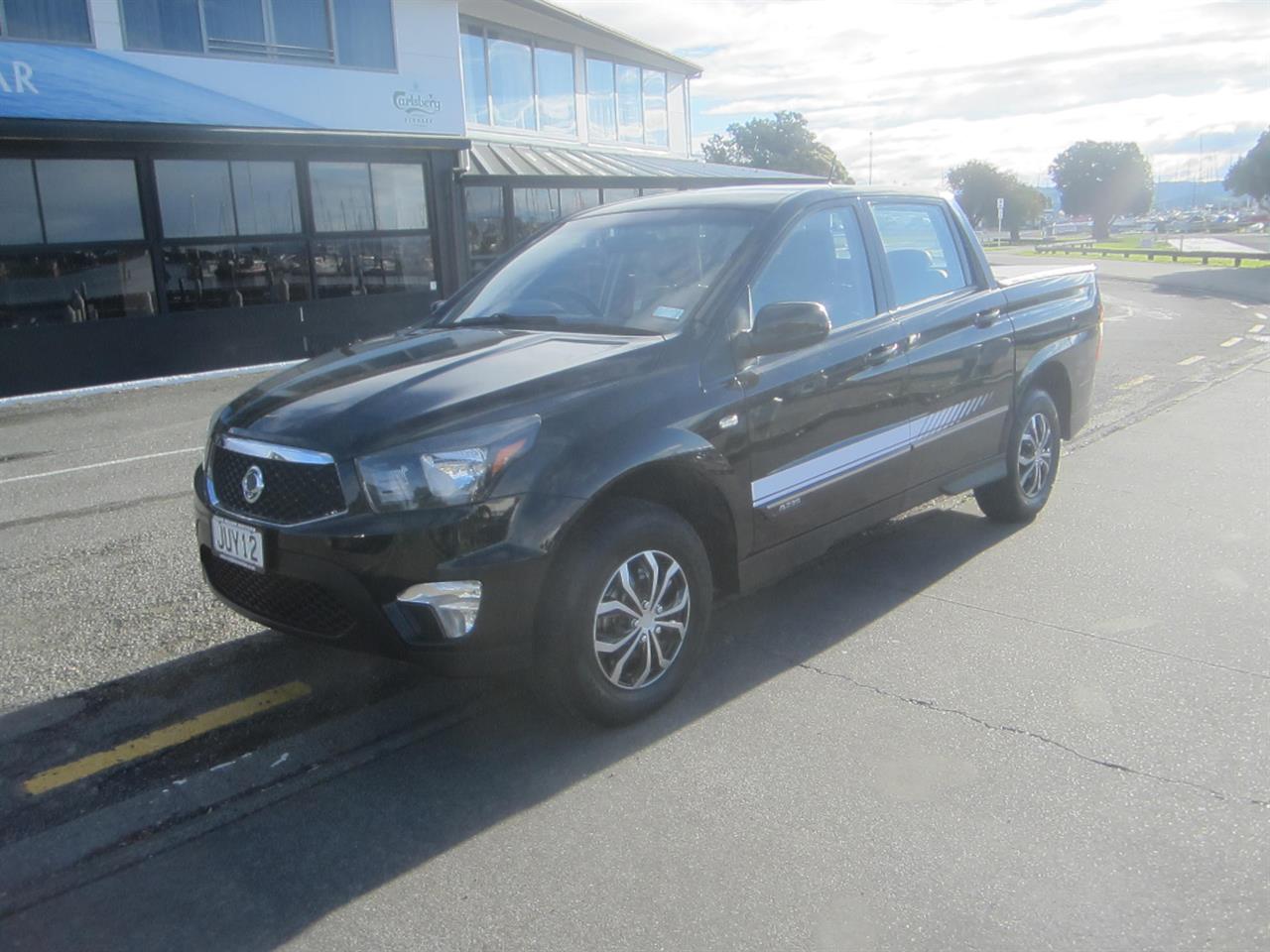 2016 Ssangyong Actyon 2.3 Petrol 5 Speed Maual Carousel 6