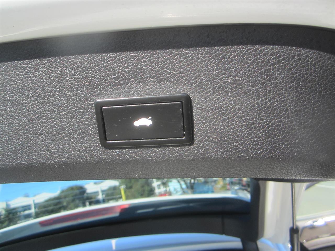 2008 Audi TT 2.0 Auto Carousel 9