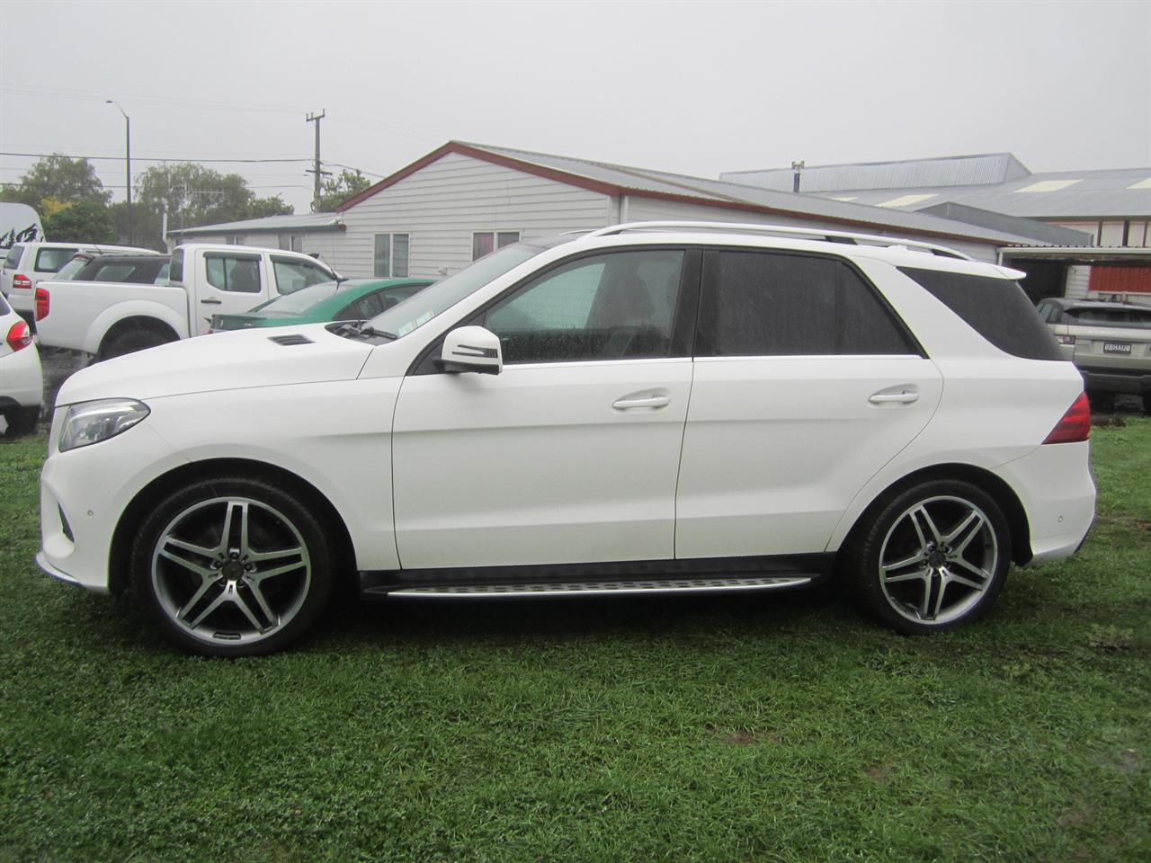 2017 Mercedes-Benz GLE 350d NZ new Carousel 14