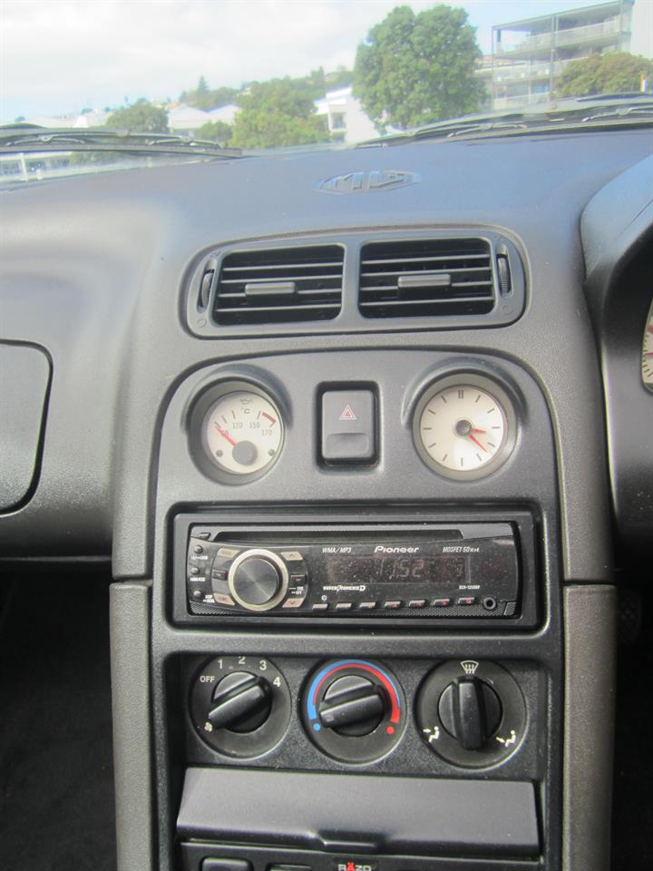 1997 Rover MGF 1800 5 speed manual Carousel 1
