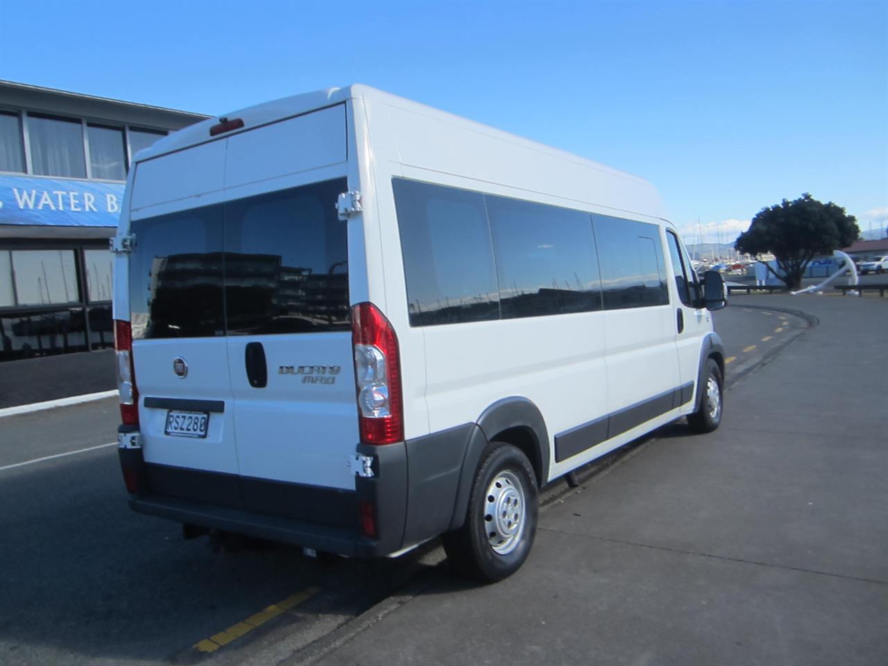 2015 Fiat Ducato 12 Seater Diesel Auto Carousel 8