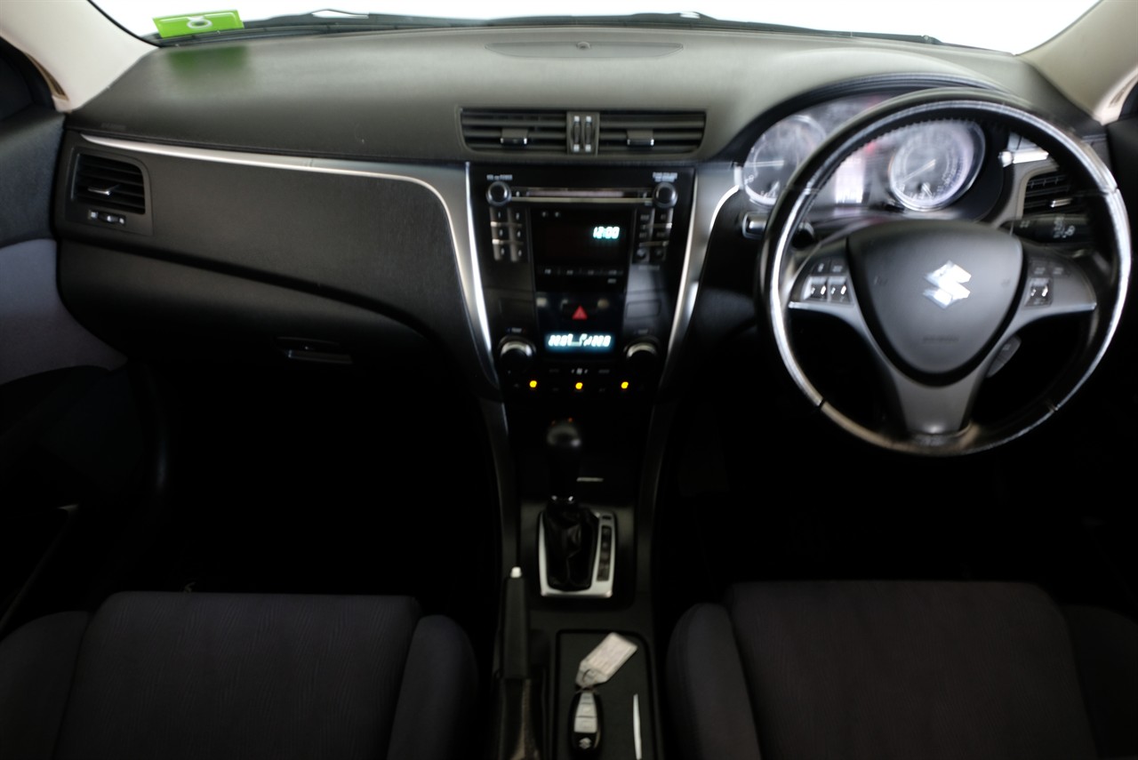 2012 Suzuki Kizashi GLXC 2.4 4DR Carousel 15