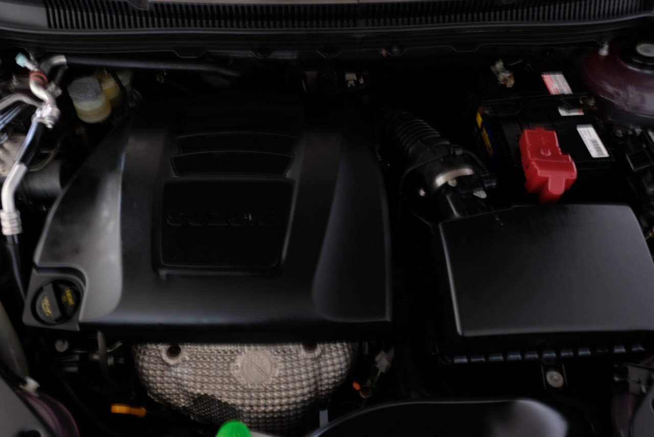 2012 Suzuki Kizashi GLXC 2.4 4DR Carousel 2