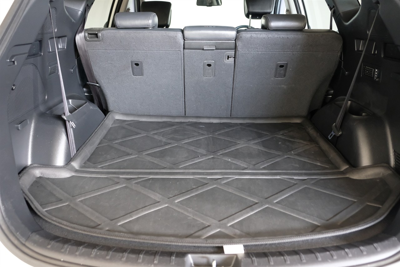 2014 Hyundai Santa Fe DM 2.2D ELITE Carousel 13