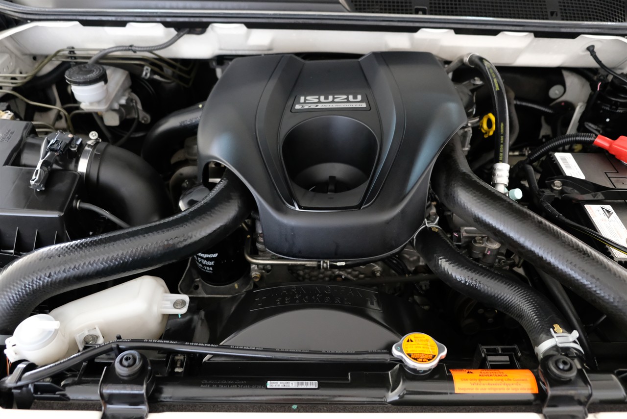 2012 izuzu D-Max LS Carousel 11