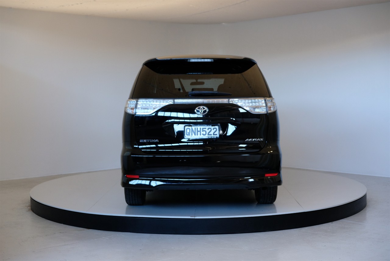 2015 Toyota Estima Carousel 12