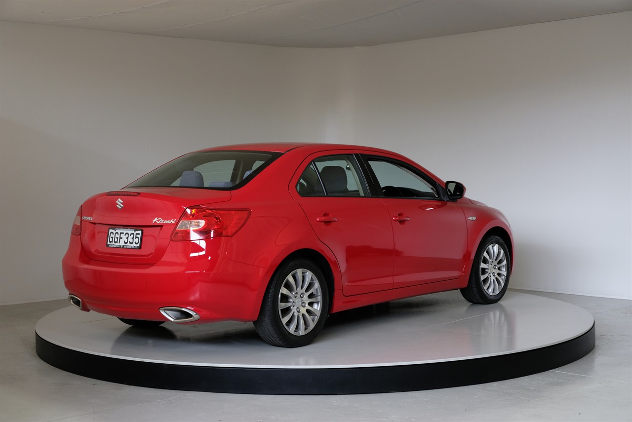 2012 Suzuki Kizashi GLXC 2.4 4DR Carousel 10