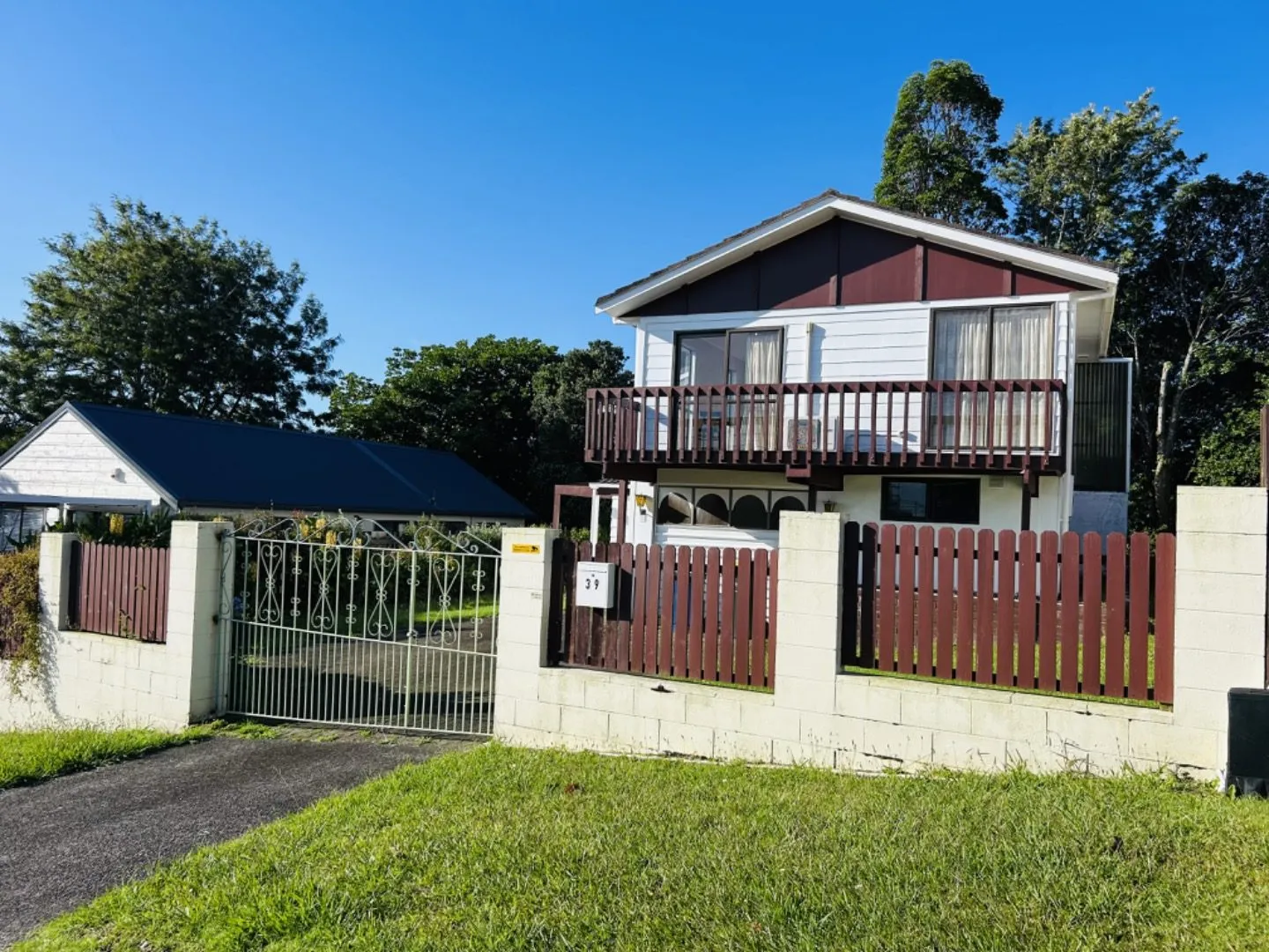 39 Pemberton Ave, Bayview, North Shore City, Auckland