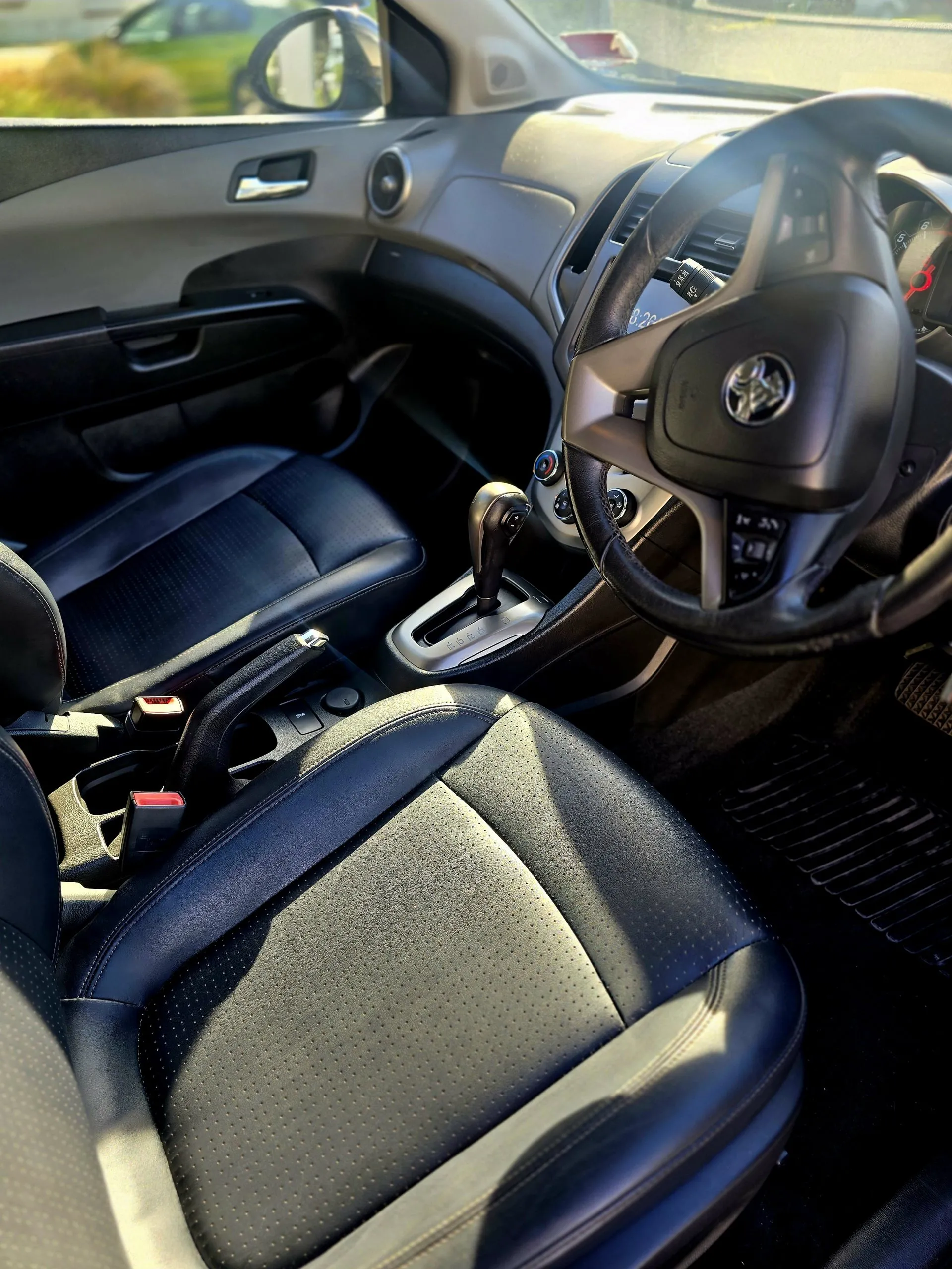 2015 Holden Barina Cdx Carousel 3