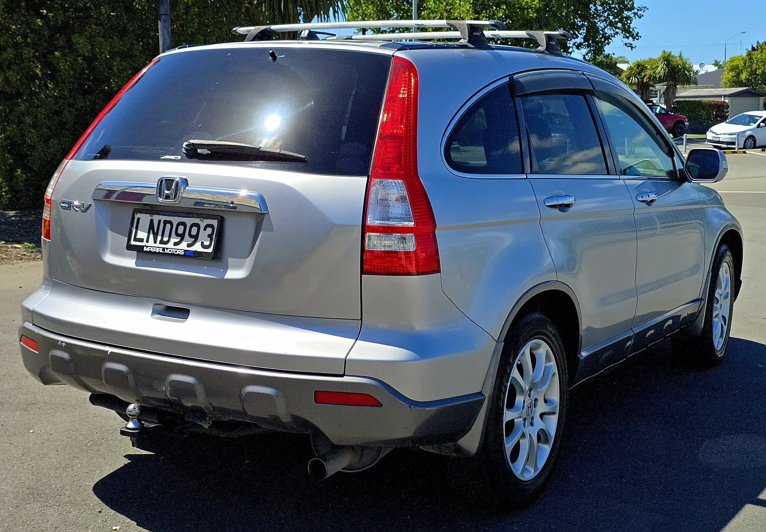 2007 Honda CR-V Hybrid – 121,400km’s Carousel 3