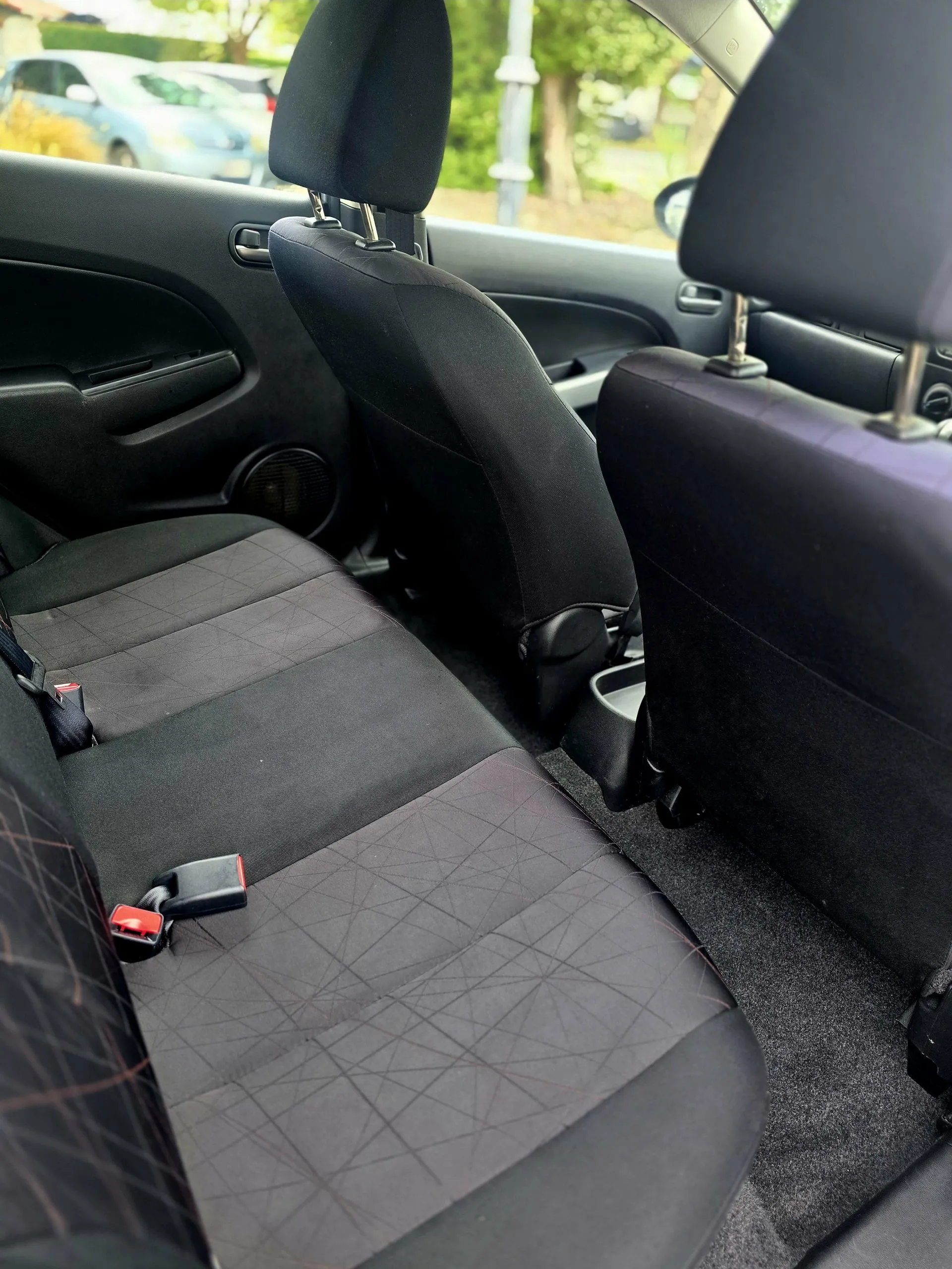 2013 Mazda 2 Classic Carousel 7