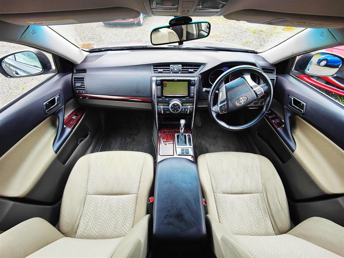 2010 Toyota Mark-X Reliable V6 Sedan – Comfort, Style & Performance Carousel 3