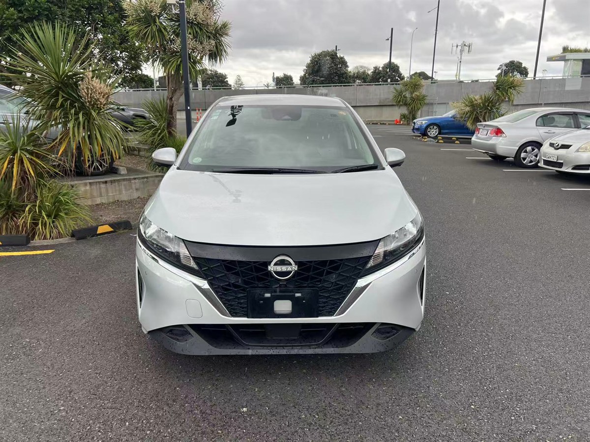 2021 Nissan Note E-Power Collage 1