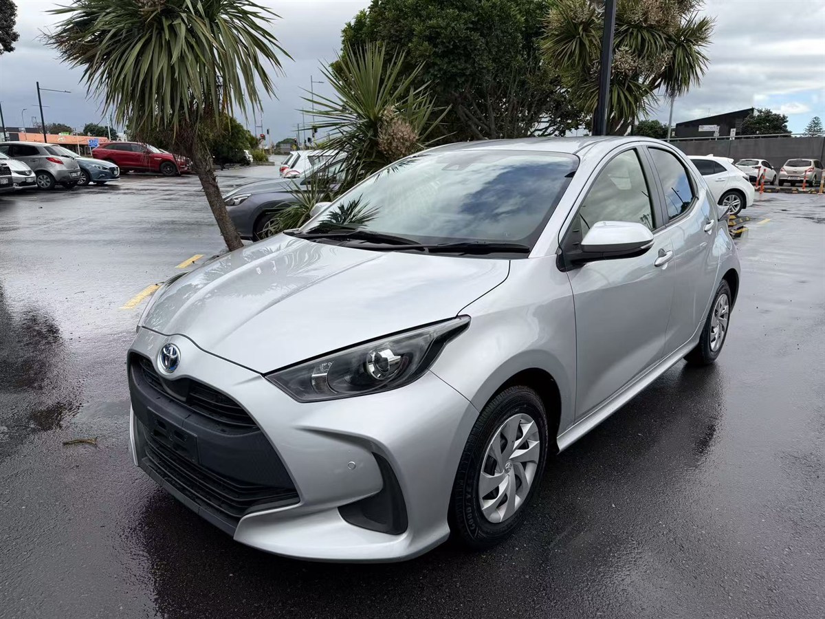 second hand 2021 Toyota Yaris Hybrid for sale NZ