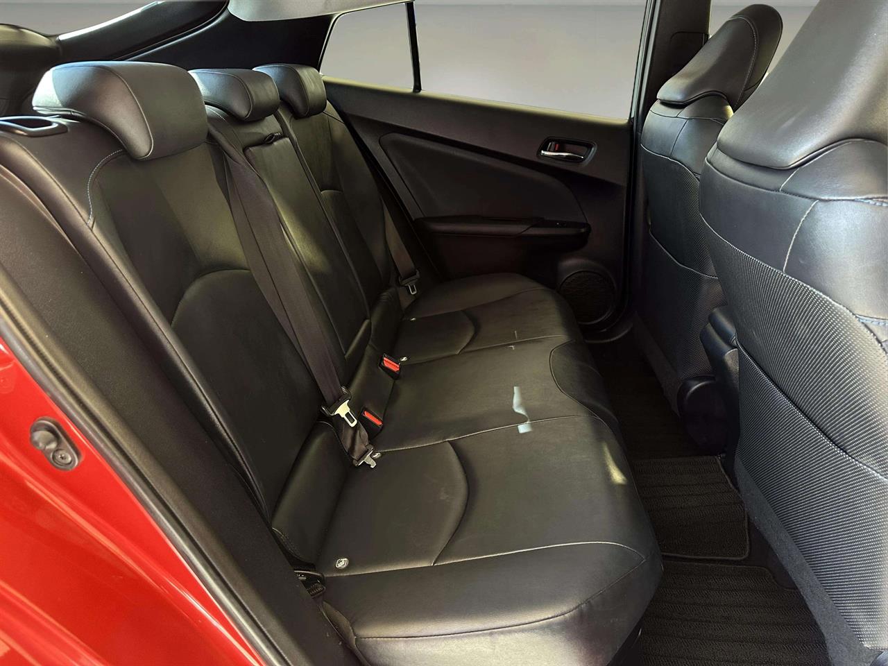second hand 2015 Toyota Prius S TOURING SELECTION for sale NZ Collage 1