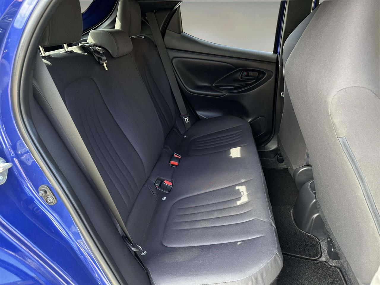 second hand 2021 Toyota Yaris HYBRID X PUSH START for sale NZ Collage 1