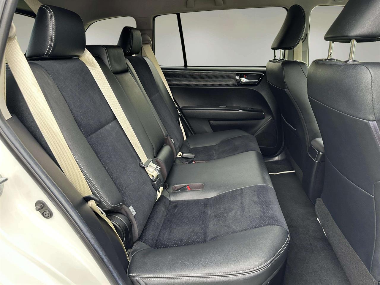 second hand 2014 Toyota Corolla FIELDER HV G AERO TOURER WXB for sale NZ Collage 2