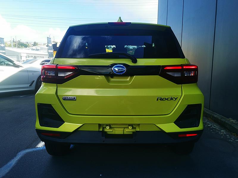 2022 Daihatsu Rocky E-Smart Hybrid, Priced to Sell ! Carousel 5