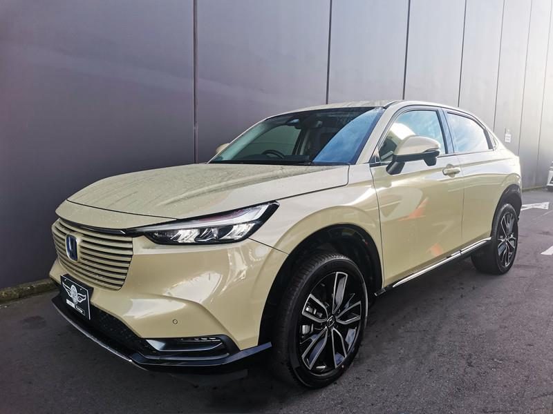 2021 Honda Vezel Z AWD High Spec / SALE!! Carousel 2