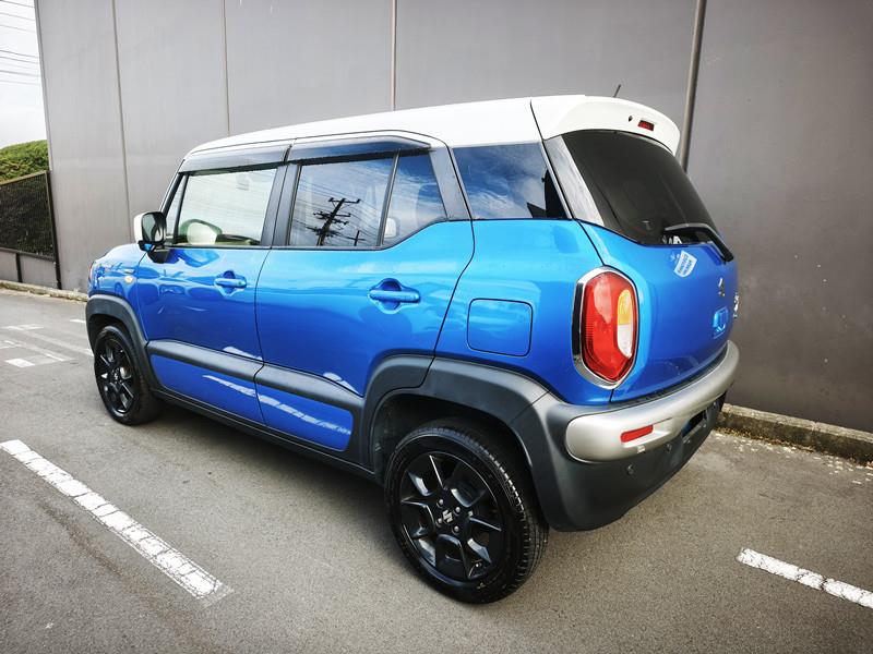2021 Suzuki XBee Hybrid, Two-Tone Crossover Carousel 3